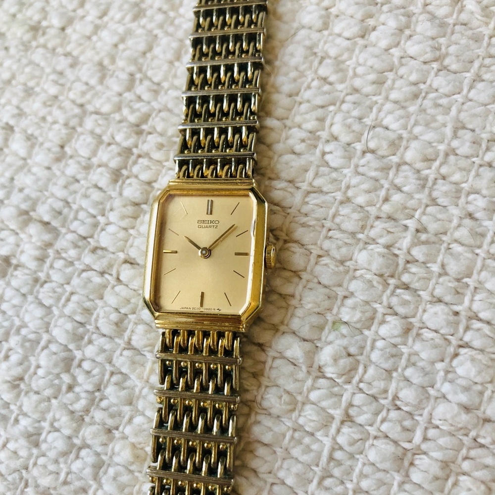 Vintage ladies gold Seiko wristwatch